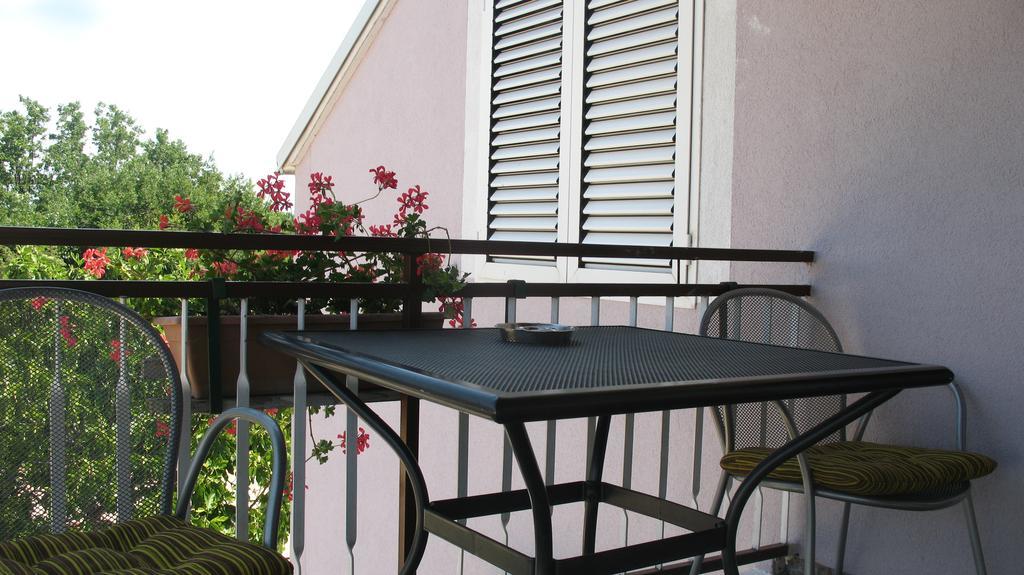 Krkahaus Hotel Lozovac Exterior photo
